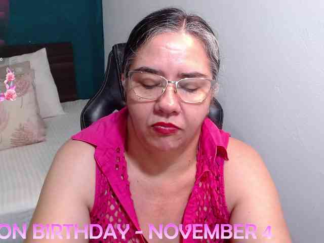 scarlett-dubois webcam