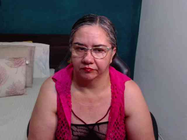 scarlett-dubois webcam