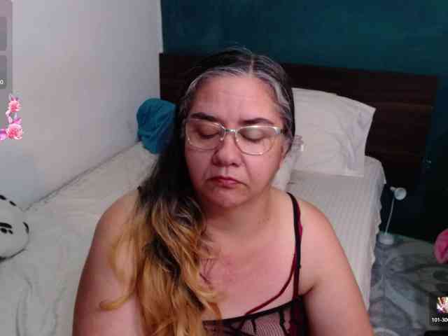 scarlett-dubois webcam