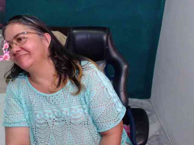 scarlett-dubois webcam