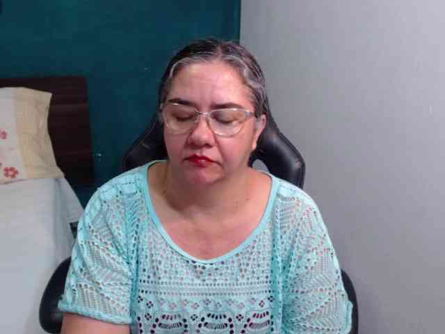 scarlett-dubois webcam