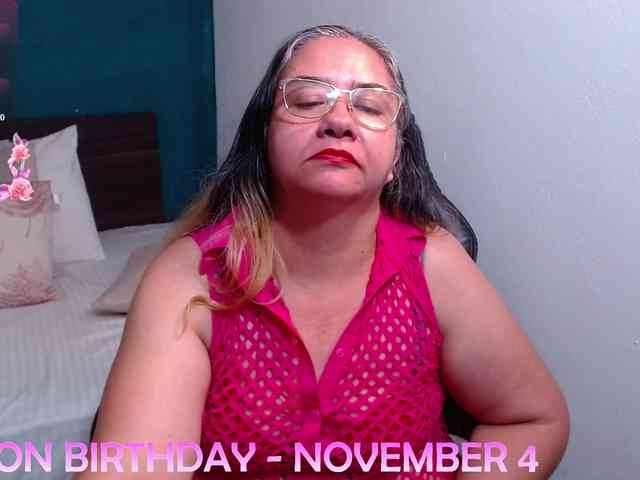 scarlett-dubois webcam