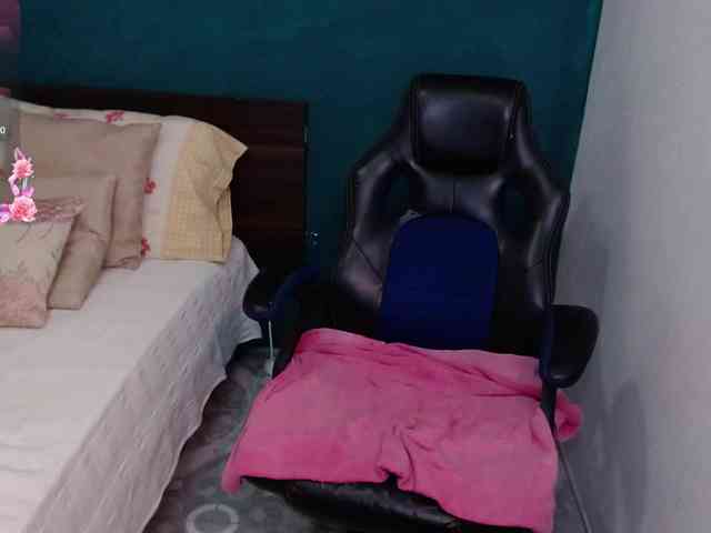 scarlett-dubois webcam