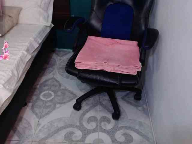 scarlett-dubois webcam