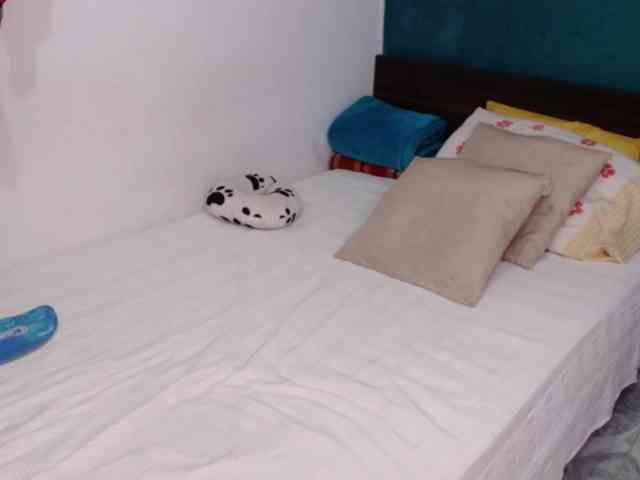 scarlett-dubois webcam