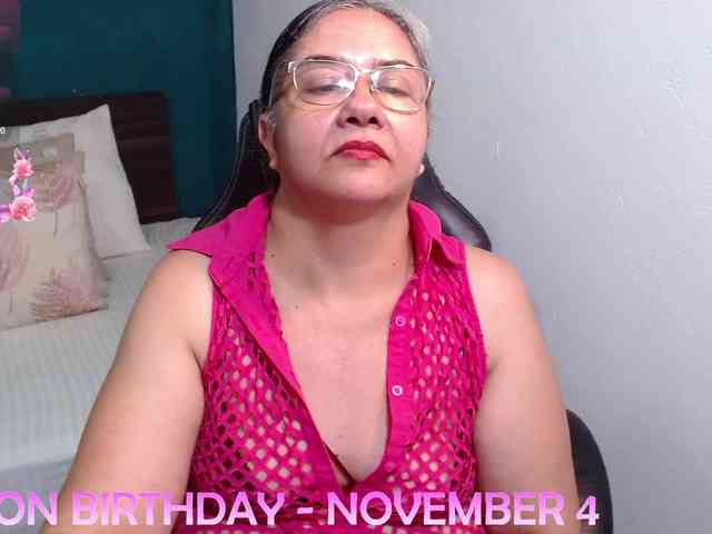 scarlett-dubois webcam
