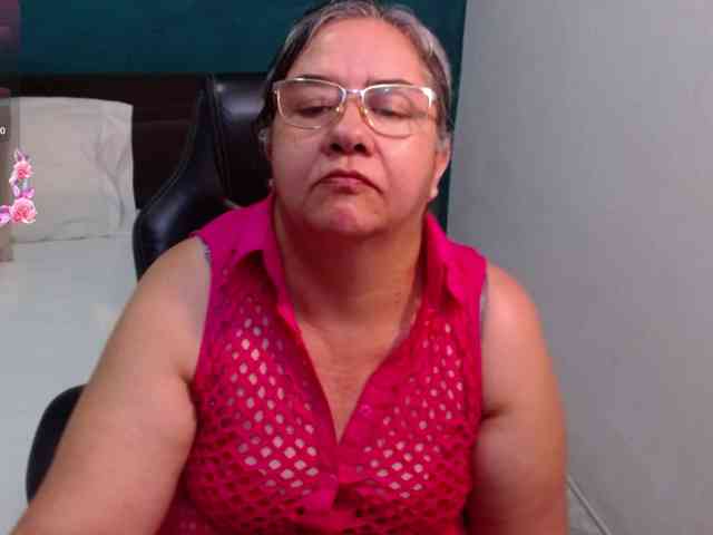 scarlett-dubois webcam