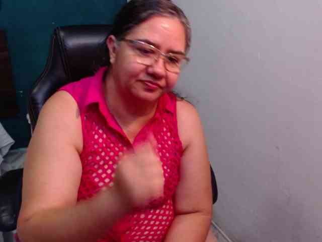 scarlett-dubois scarlett-dubois