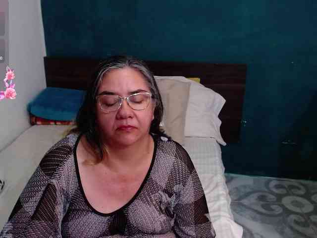 scarlett-dubois webcam