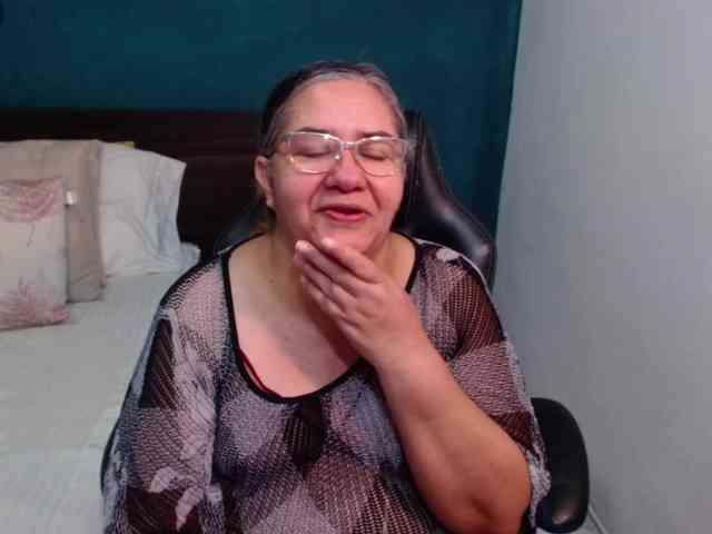 scarlett-dubois webcam