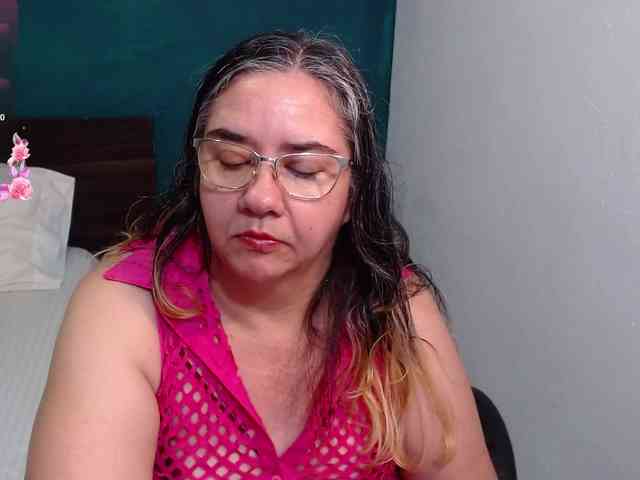 scarlett-dubois scarlett-dubois