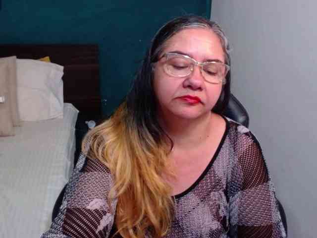 scarlett-dubois webcam