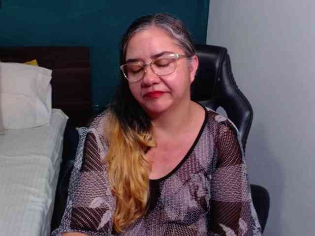 scarlett-dubois webcam