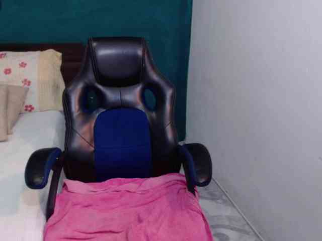 scarlett-dubois webcam