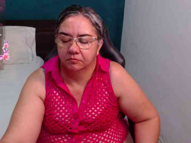 scarlett-dubois scarlett-dubois