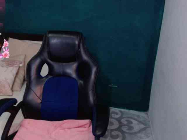 scarlett-dubois webcam