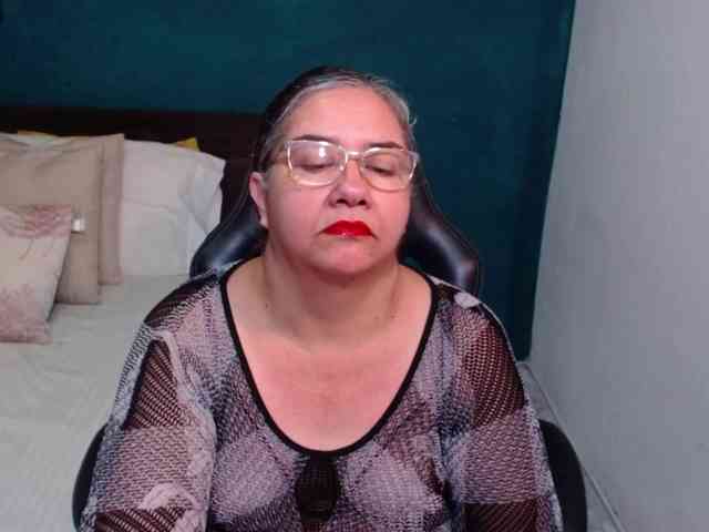 scarlett-dubois webcam