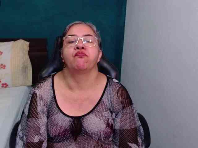 scarlett-dubois webcam