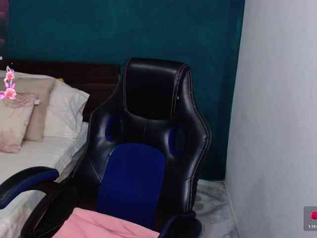 scarlett-dubois scarlett-dubois