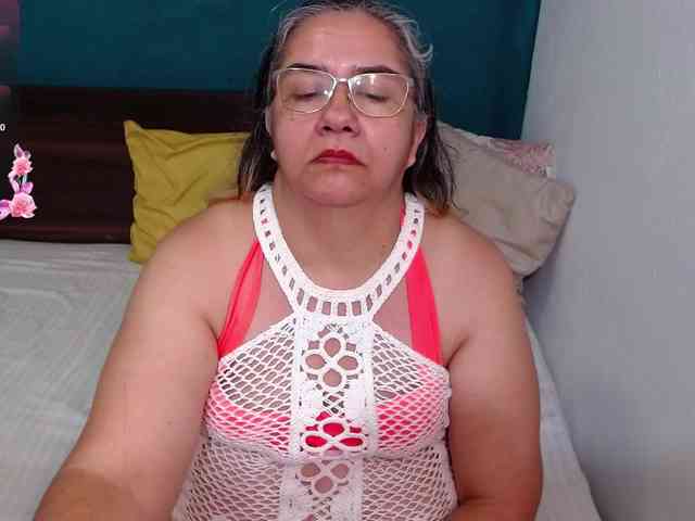 scarlett-dubois webcam