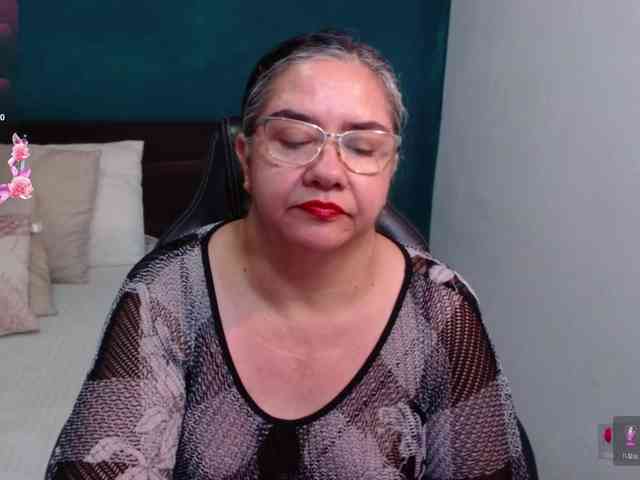 scarlett-dubois webcam