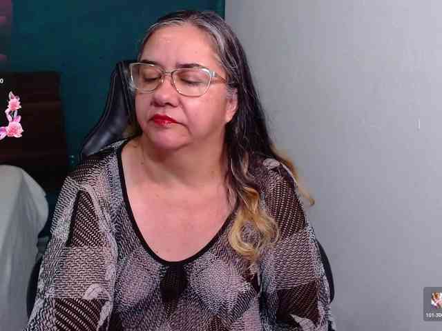 scarlett-dubois webcam