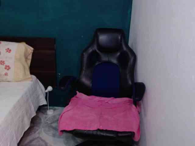 scarlett-dubois webcam