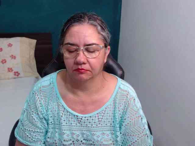 scarlett-dubois webcam