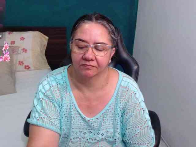 scarlett-dubois webcam