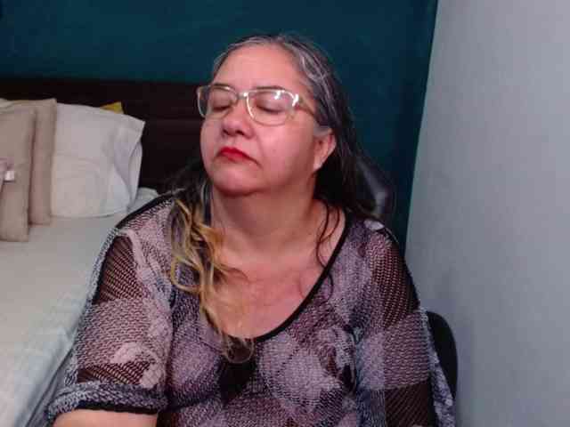 scarlett-dubois webcam