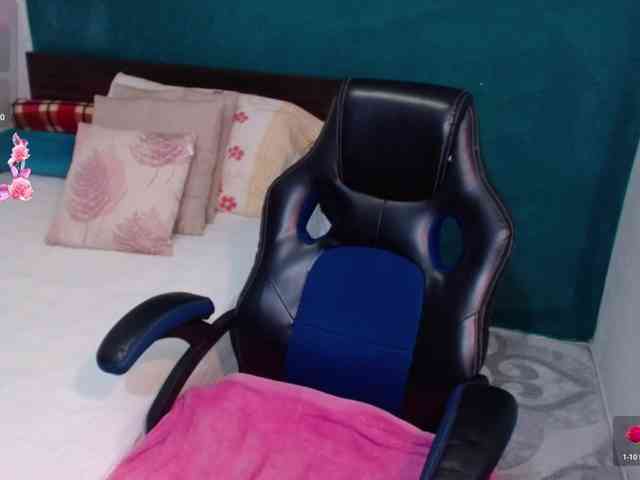 scarlett-dubois webcam