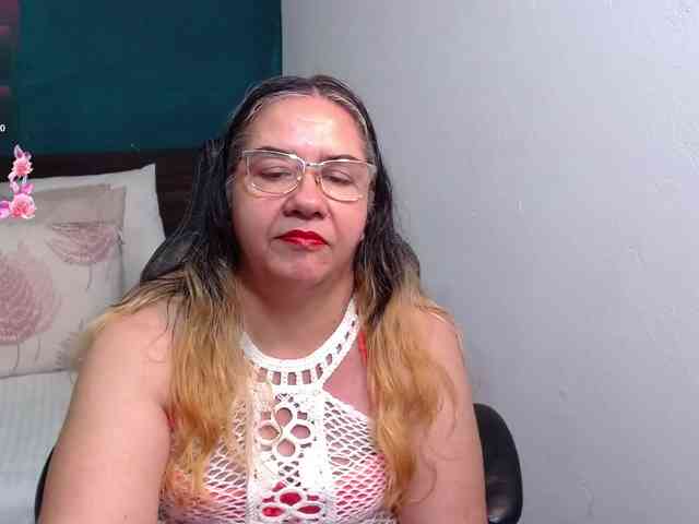 scarlett-dubois webcam