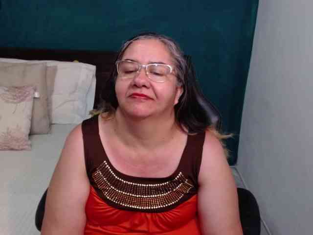 scarlett-dubois webcam