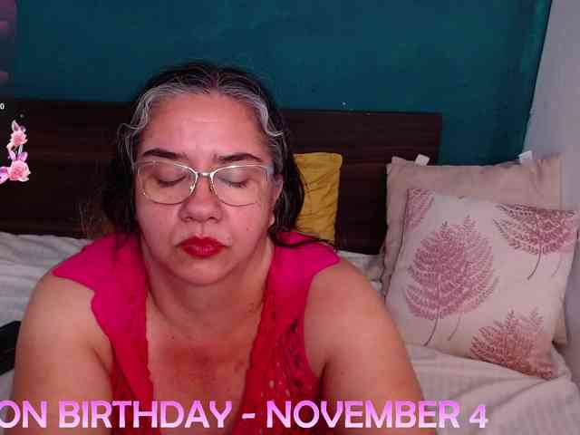 scarlett-dubois webcam