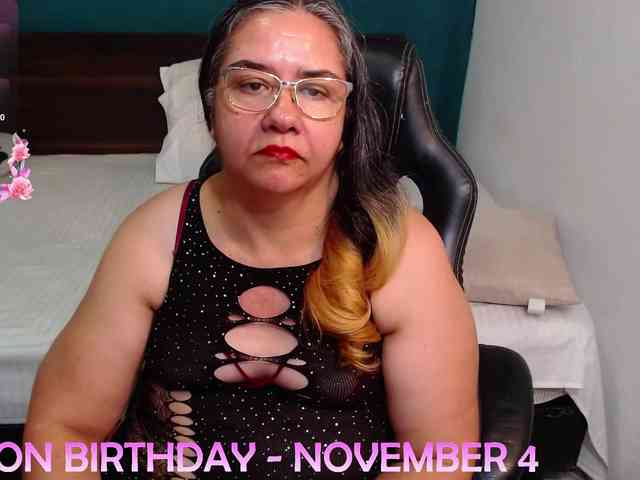 scarlett-dubois webcam