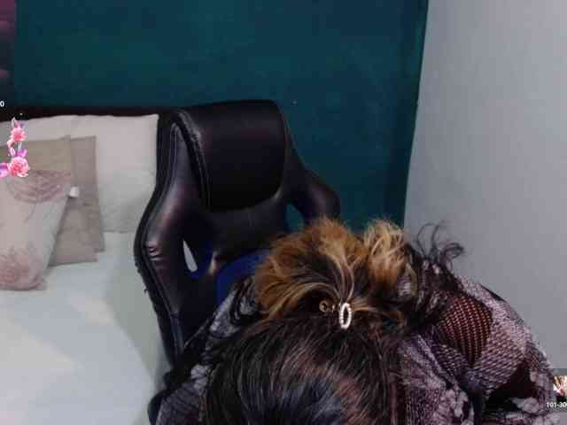 scarlett-dubois webcam