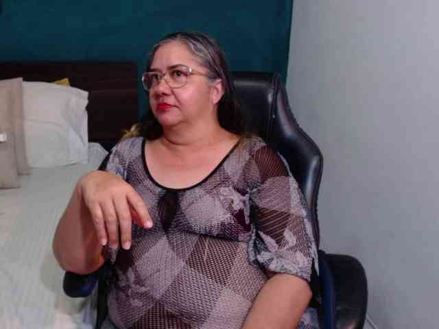 scarlett-dubois webcam