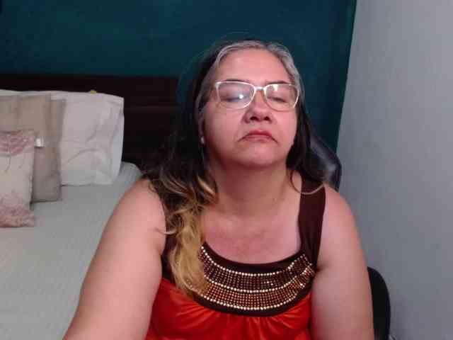 scarlett-dubois webcam