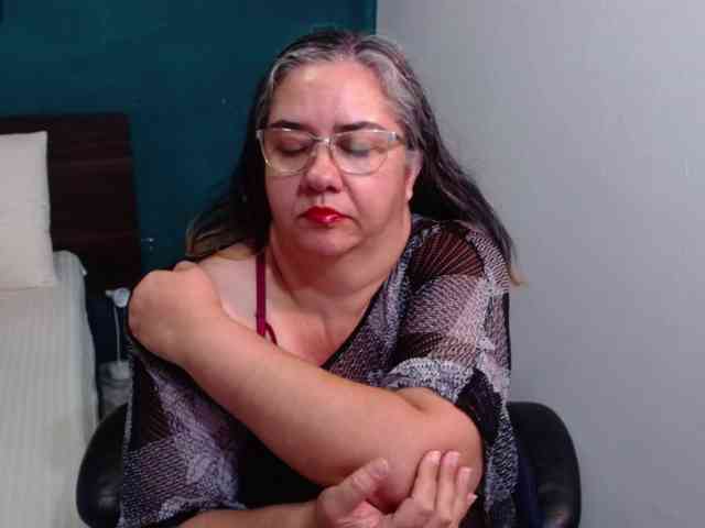 scarlett-dubois webcam