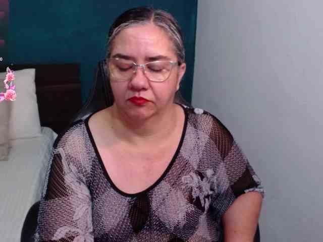 scarlett-dubois webcam