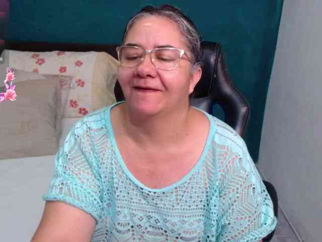 scarlett-dubois webcam