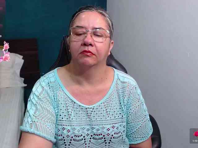 scarlett-dubois scarlett-dubois