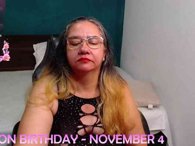 scarlett-dubois webcam