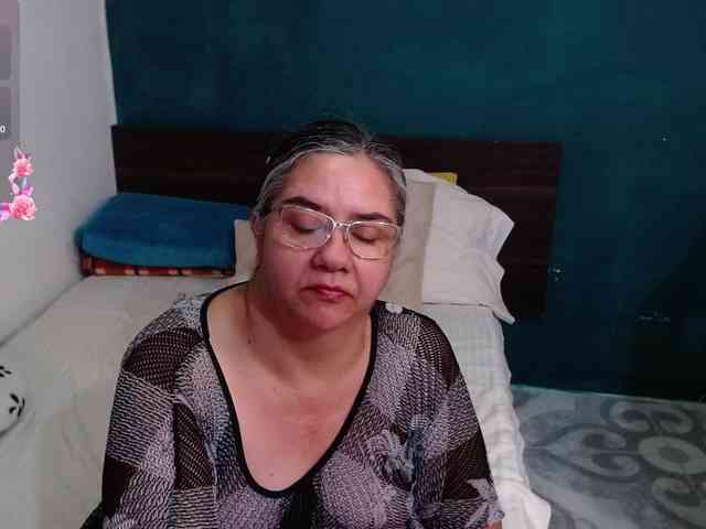 scarlett-dubois webcam