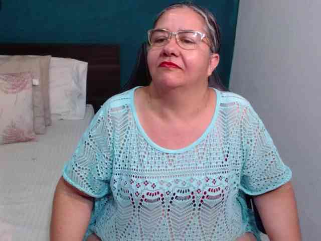 scarlett-dubois webcam