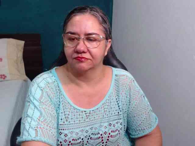 scarlett-dubois webcam