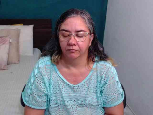 scarlett-dubois webcam