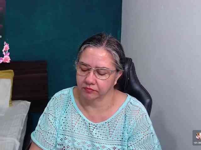 scarlett-dubois webcam