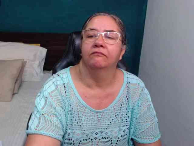 scarlett-dubois webcam