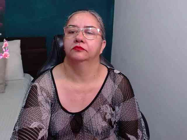 scarlett-dubois webcam